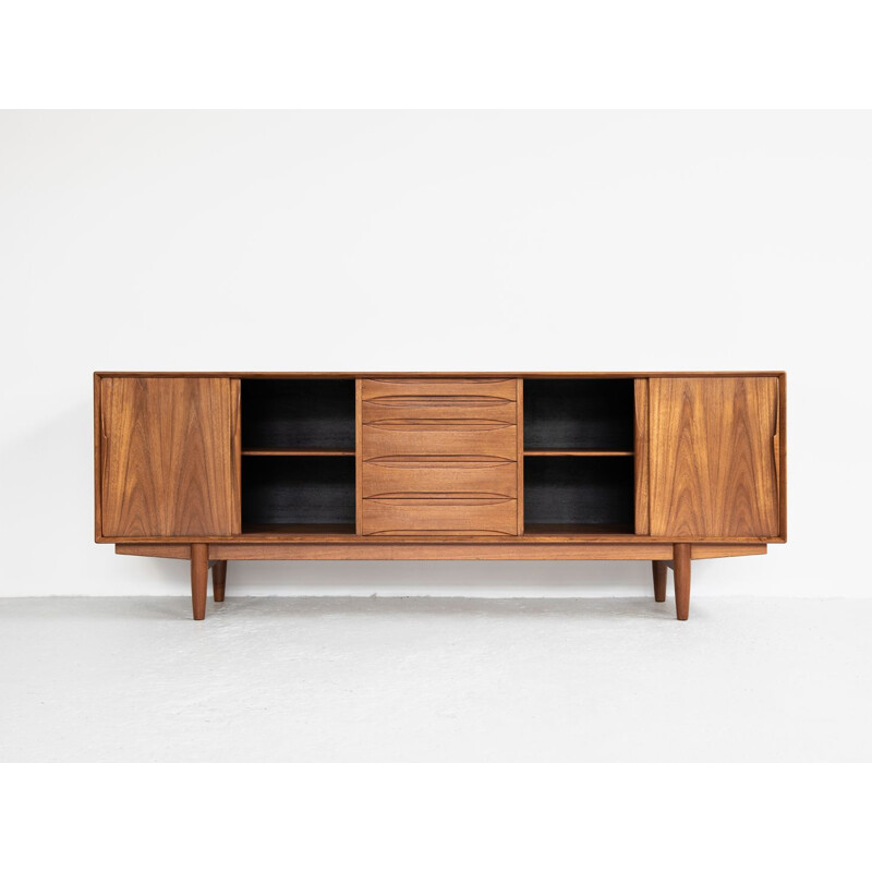 Vintage sideboard in teak by Arne Vodder for Dyrlund