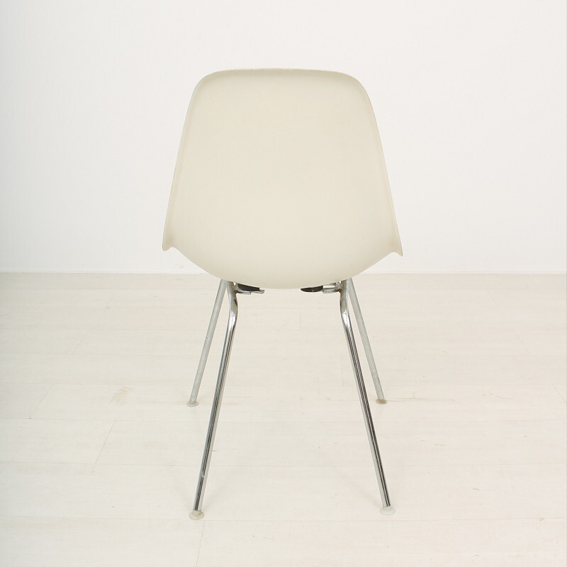 Herman Miller white chair, Charles & Ray EAMES - 1960s