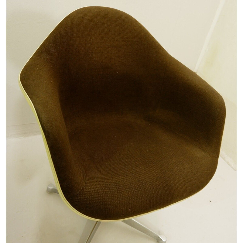 Vintage adjustable armchair by Charles Eames for Herman Miller1960