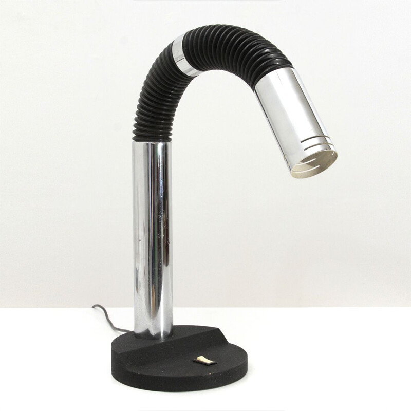 Lampe vintage italienne en chrome et métal noir 1970