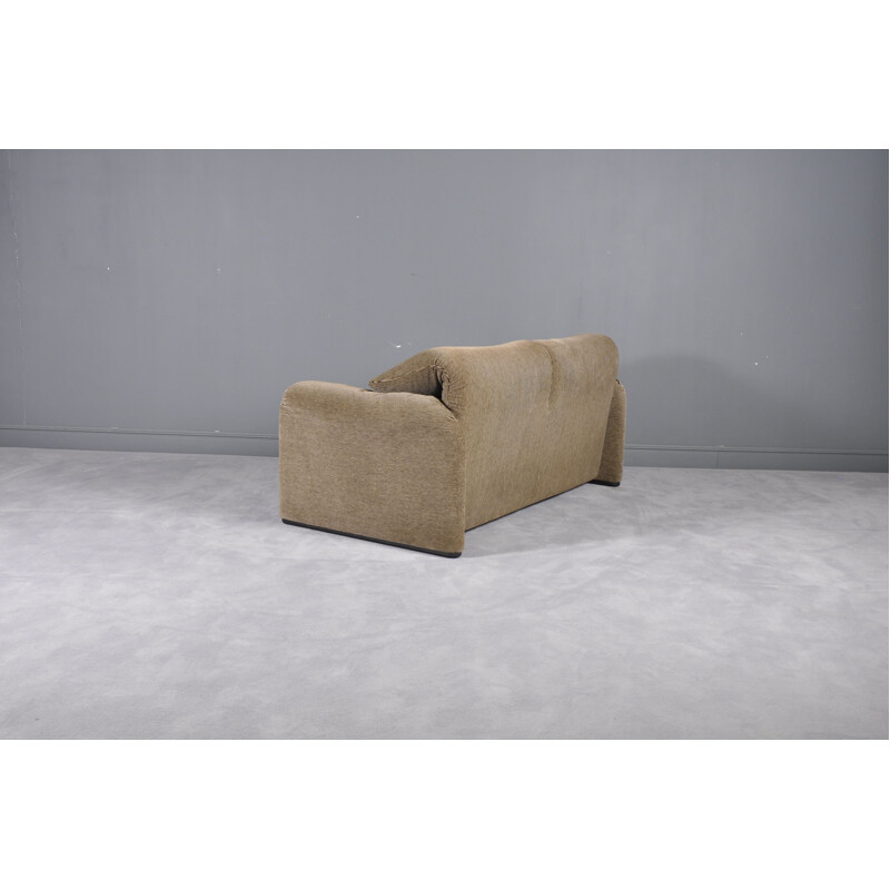 Vintage Maralunga sofa by Vico Magistretti for Cassina in brown fabric 1970s