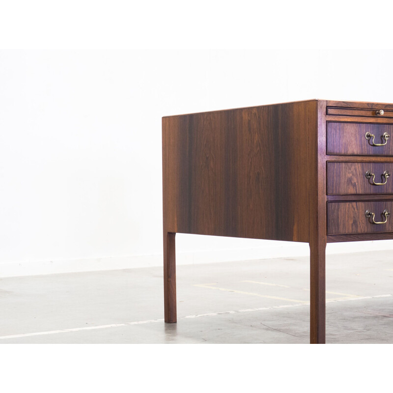 Vintage executive desk in rosewood AJ Iversen by Ole Wanscher