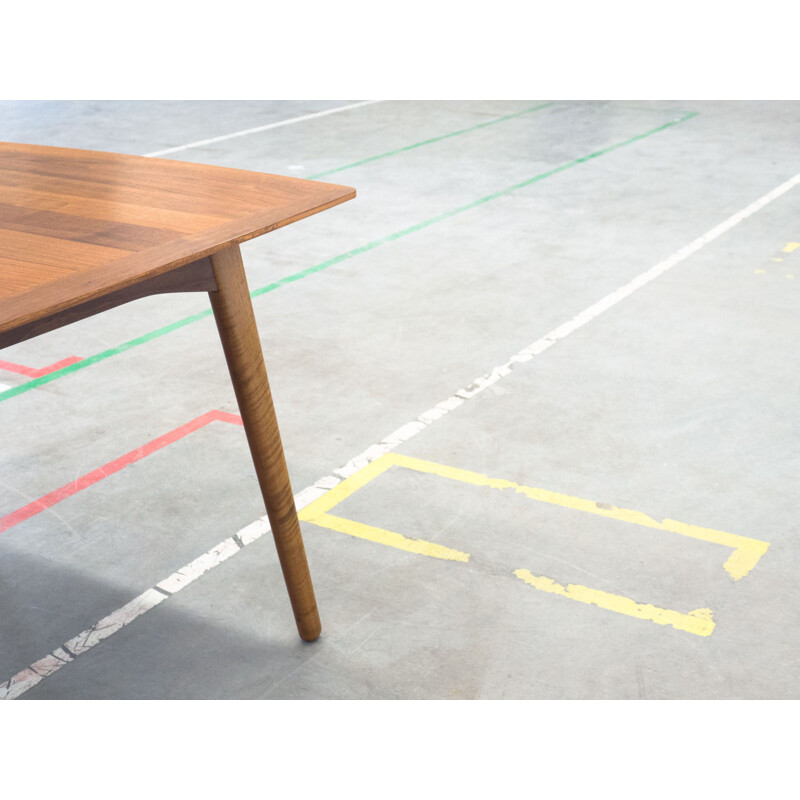 Vintage dining table in walnut extendable Denmark