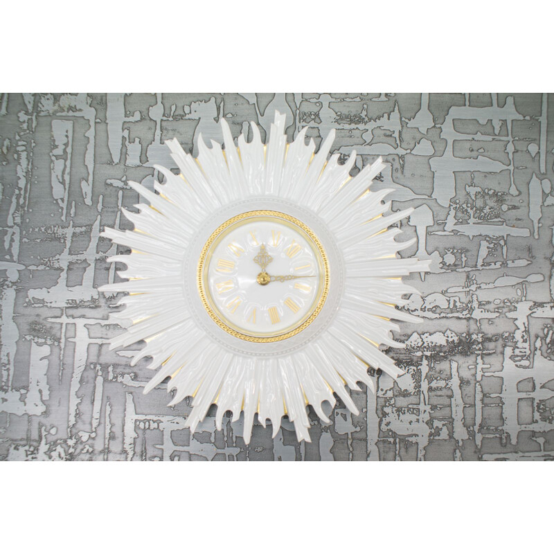 Horloge murale Sunburst  vintage en porcelaine par Hutschenreuther,1960