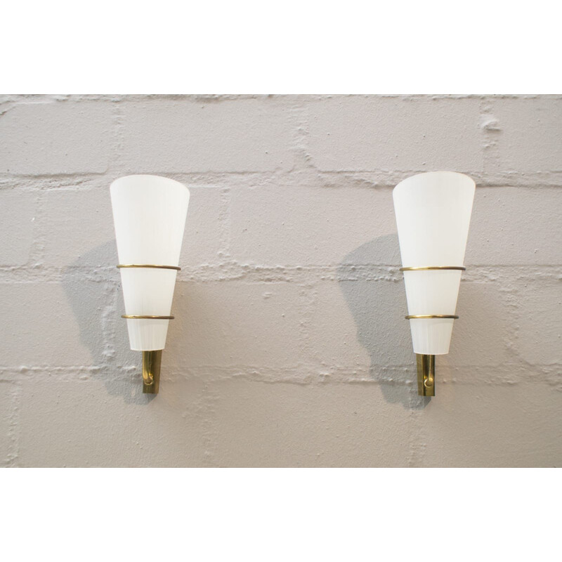 Set of 2 vintage italian wall lamps in brass and glass 1950s