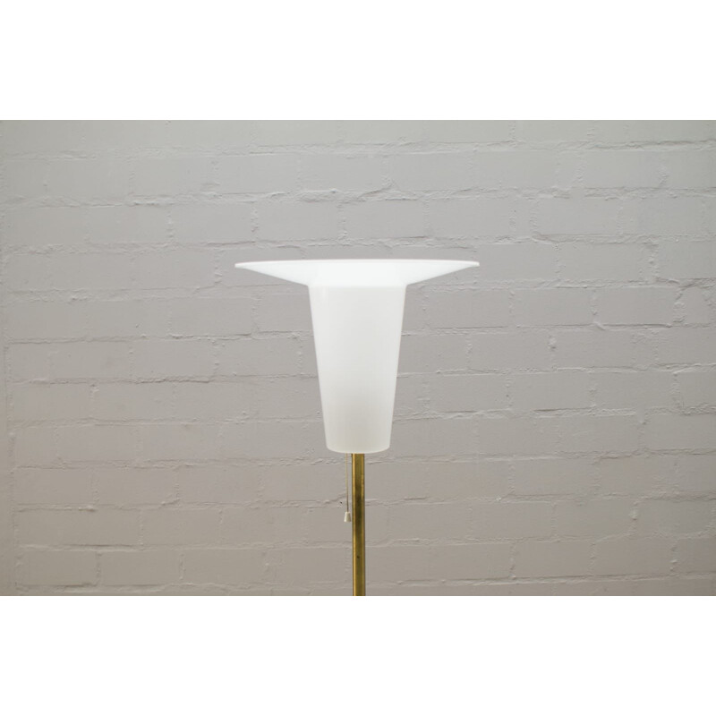 Lampadaire vintage scandinave pour Luxus en laiton 1960