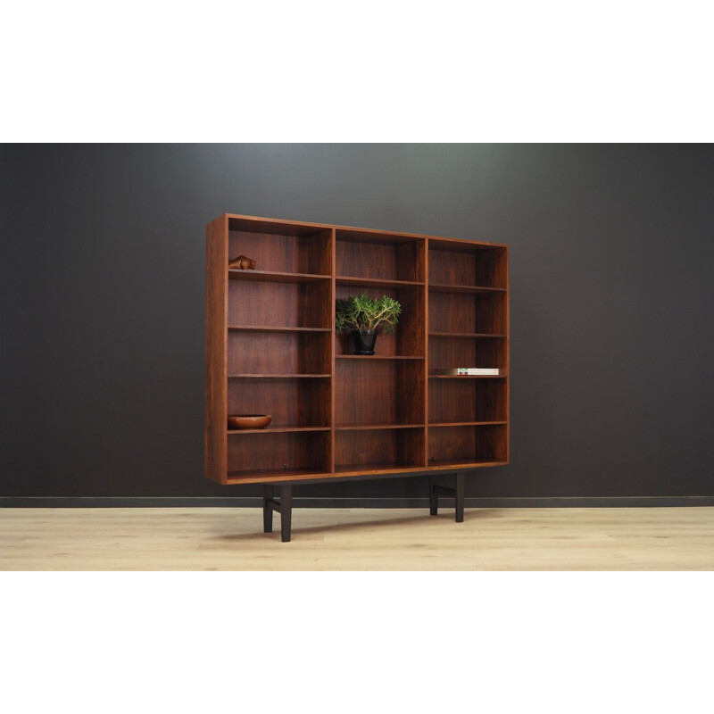 Vintage bookcase in rosewood by Carlo Jensen for Hundevad & Co