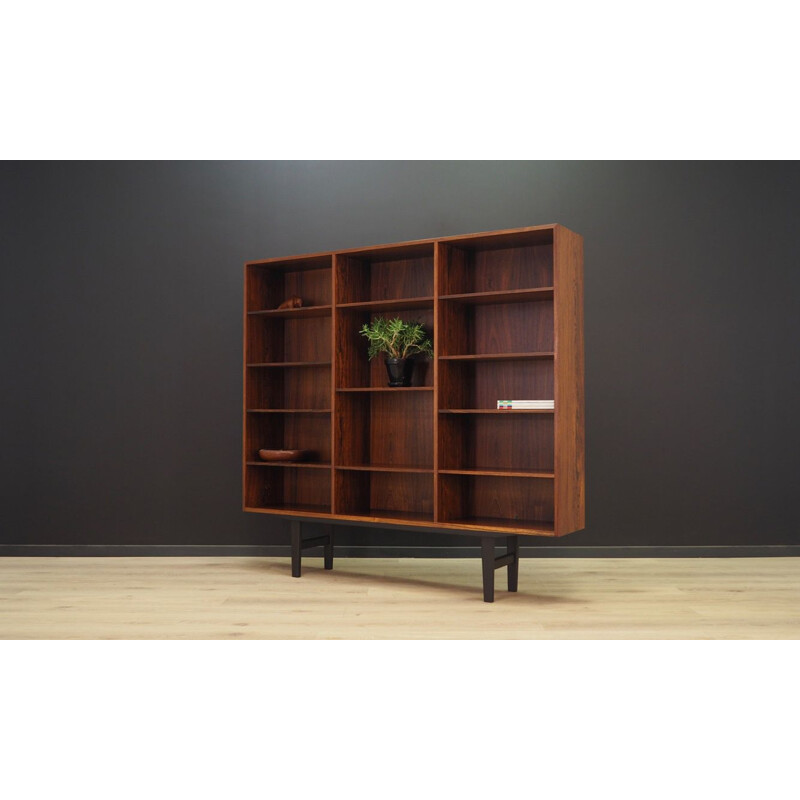 Vintage bookcase in rosewood by Carlo Jensen for Hundevad & Co