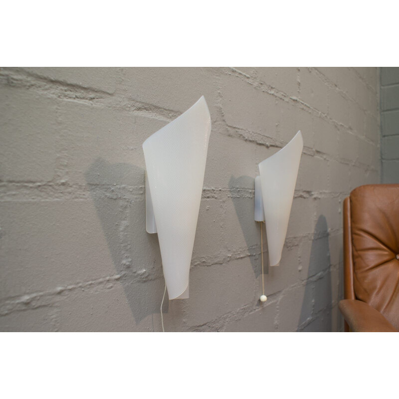 Set of 2 vintage plexiglas wall lamps by Hanns Hoffmann-Lederer for Heinz Hecht
