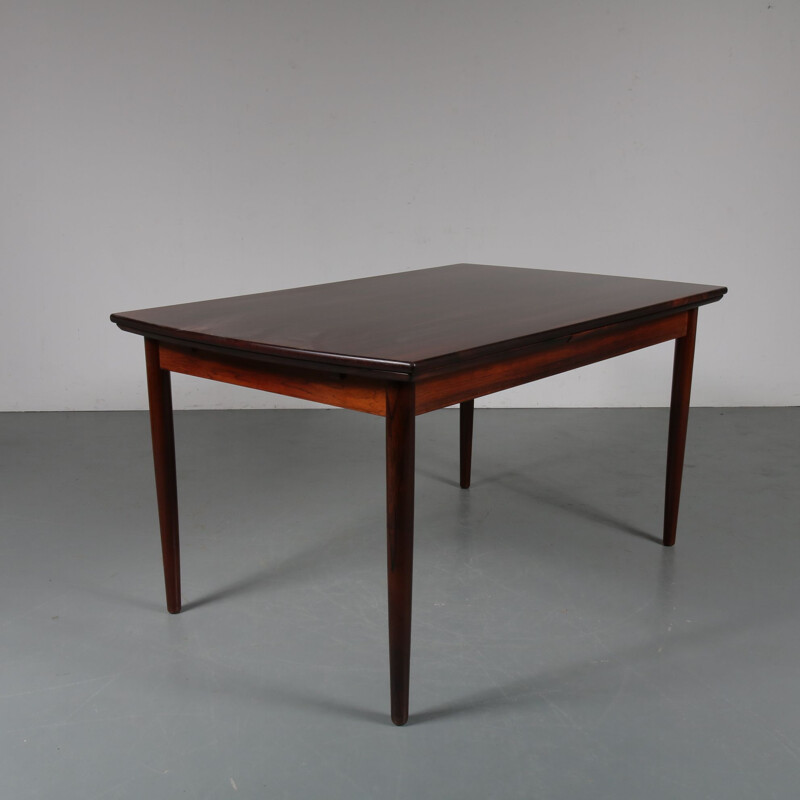 Vintage rosewooden extendible dining table in Denmark