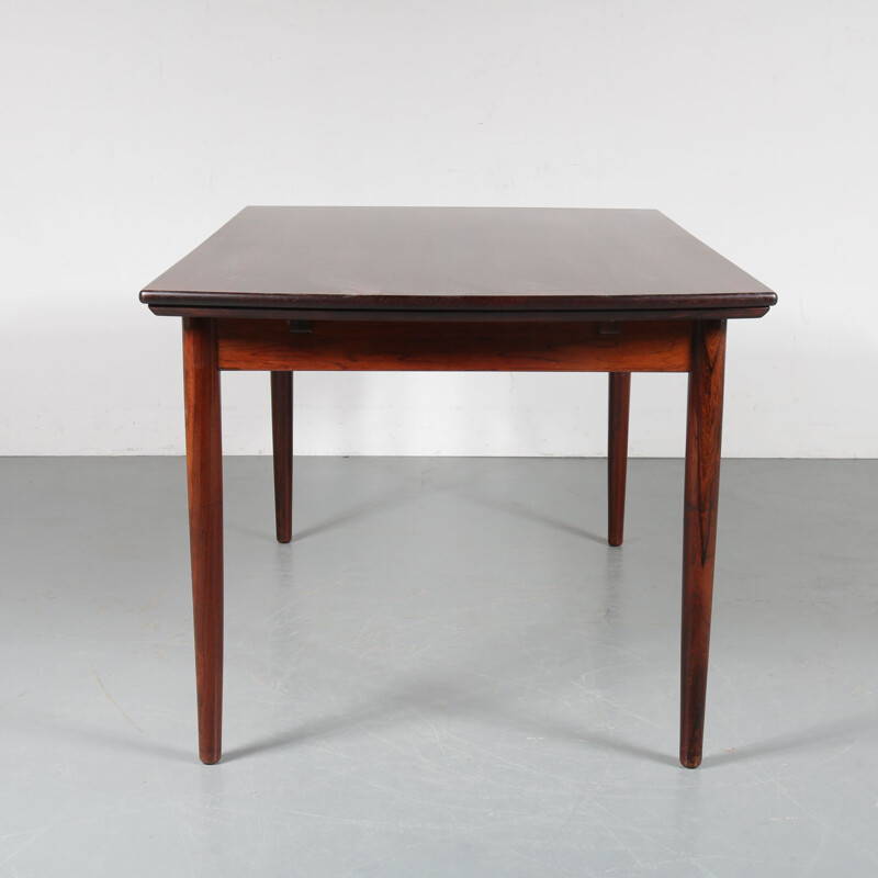 Vintage rosewooden extendible dining table in Denmark