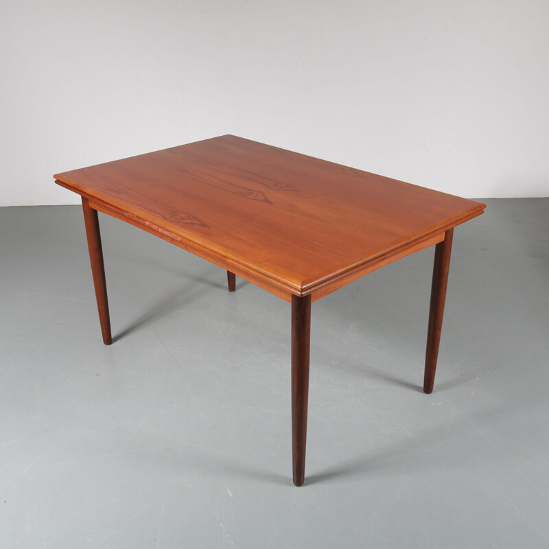 Vintage teak extendible dining table by N&R Mobler in Denmark