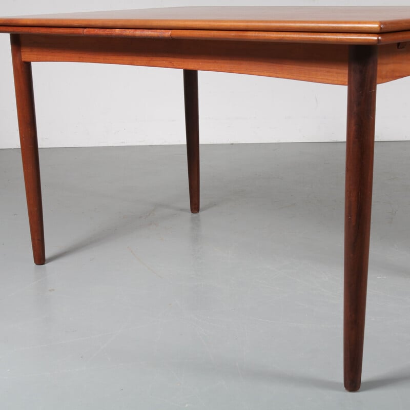 Vintage teak extendible dining table by N&R Mobler in Denmark