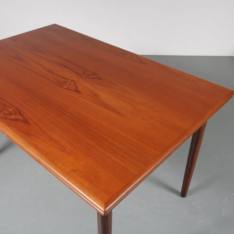 Vintage teak extendible dining table by N&R Mobler in Denmark