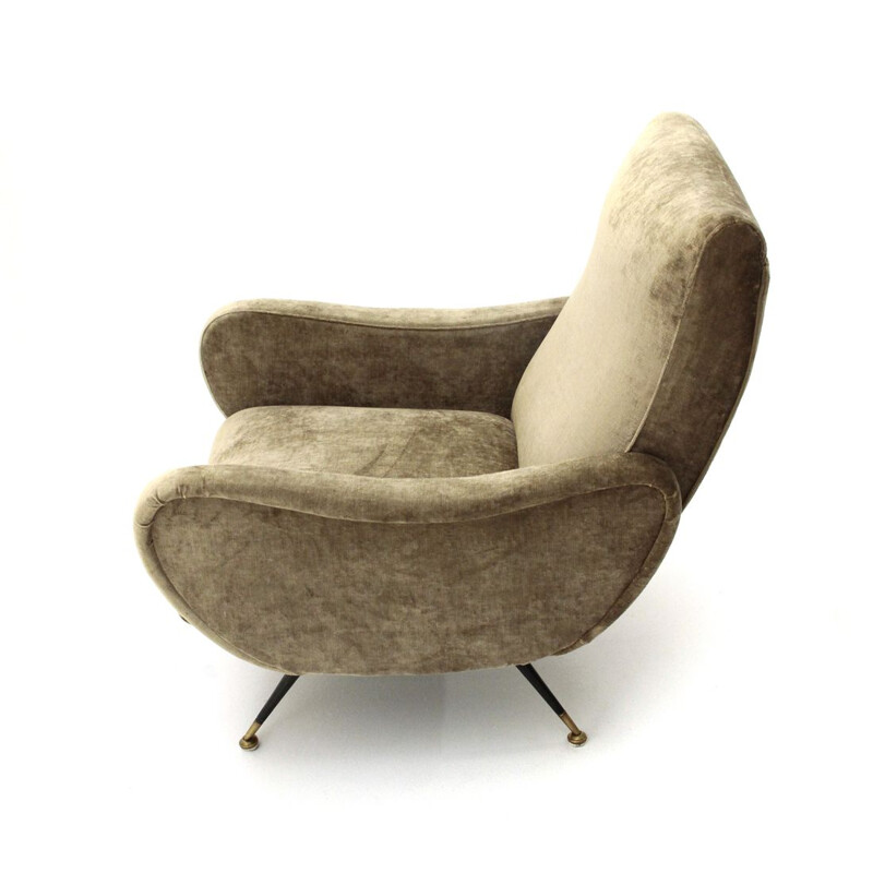 Vintage Italian armchair in beige velvet