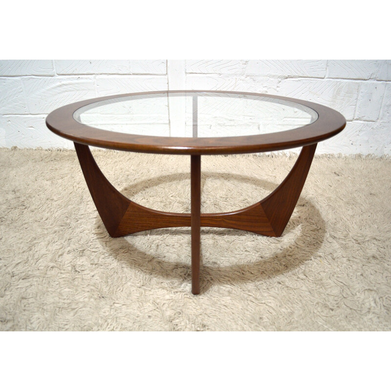 Gplan Astro coffee table in teak and glass, Victor WILKINS - 1960s
