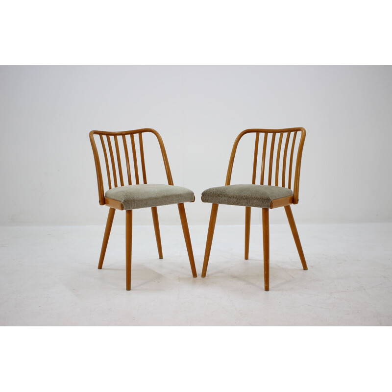 Coppia di sedie vintage in legno e tessuto