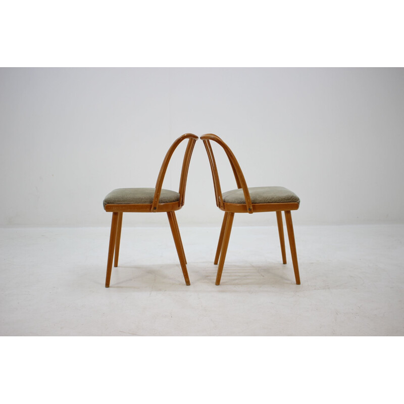 Paire de chaises vintage en bois et tissu