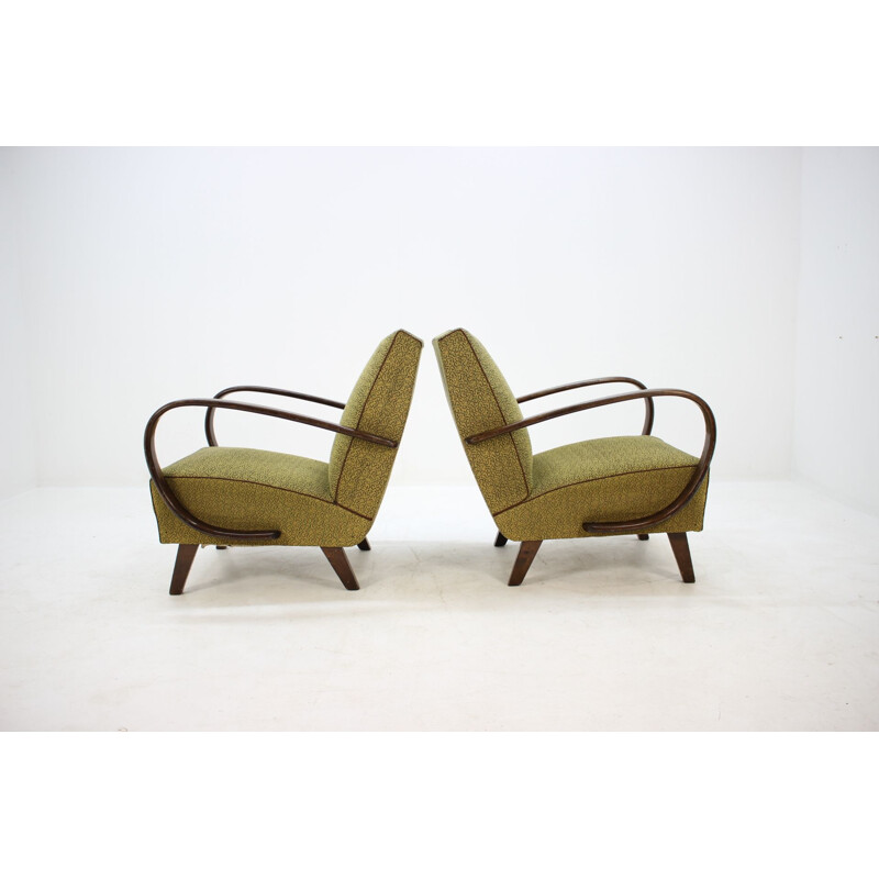 Pair of vintage armchairs in oak by Jindrich Halabala