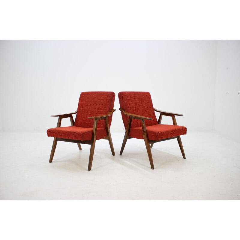 Pair of vintage armchairs in red fabric