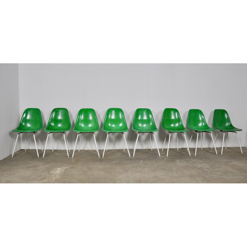 Vintage model DSX set of 8 Chairs by Charles & Ray Eames for Herman Miller 1960 