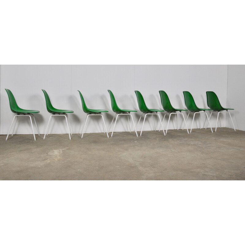 Vintage model DSX set of 8 Chairs by Charles & Ray Eames for Herman Miller 1960 