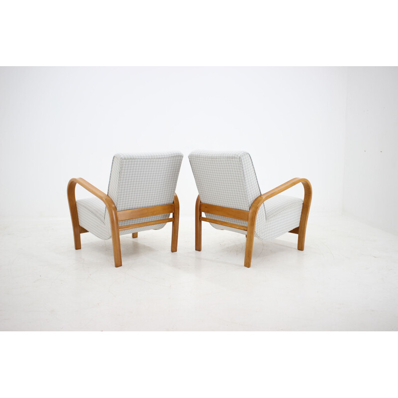 Ensemble de 2 fauteuils vintage de Karel Koelka, Antonin Kropàek 1950