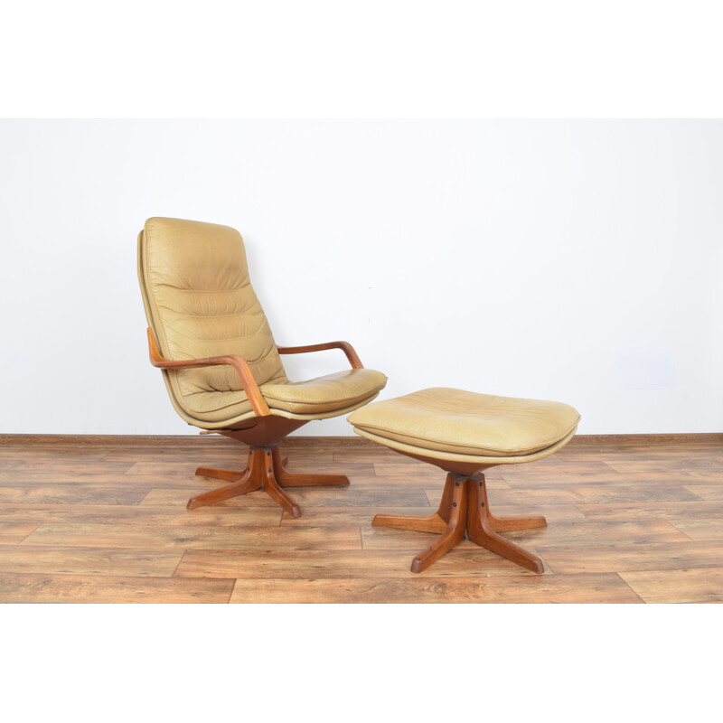 Vintage Office Chair with Ottoman for Berg Furniture 1970s