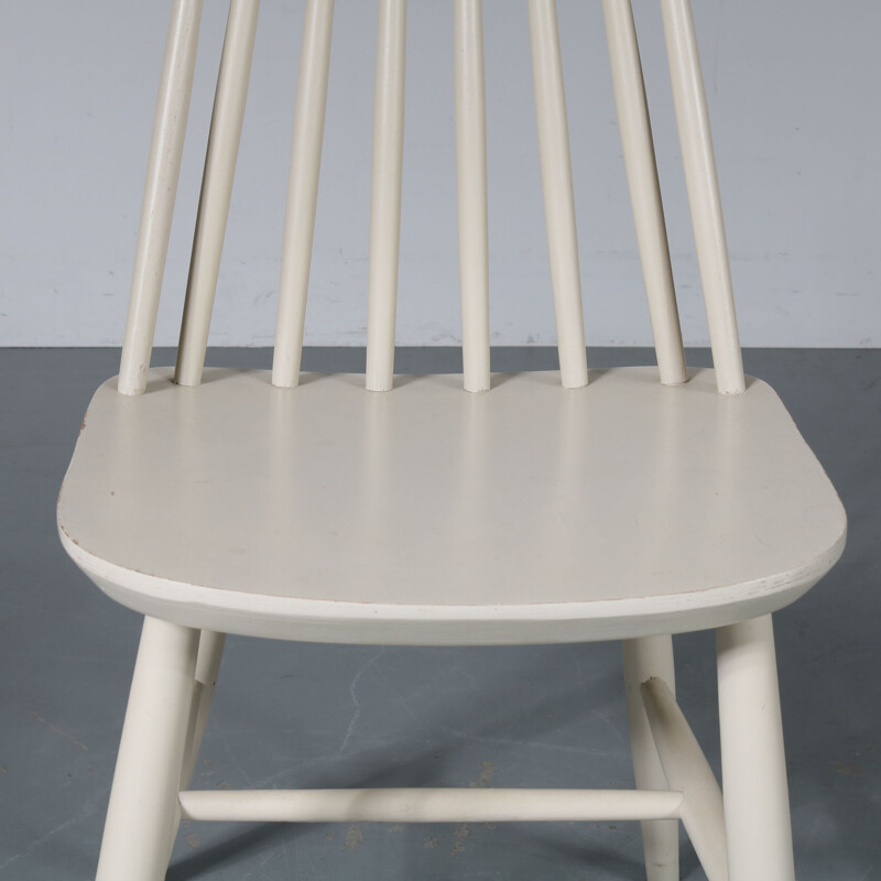 Vintage spokeback white chair from scandinavia 1950s 