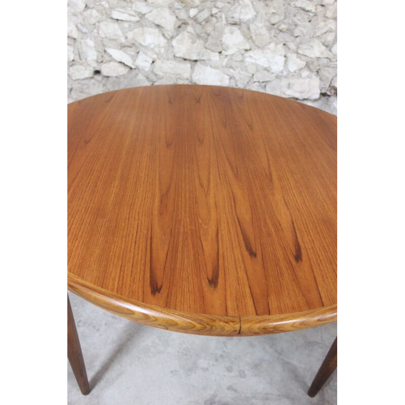 Vintage dining table teak round with extension Fresco by G-Plan 1960s