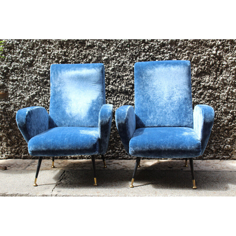 Paire de fauteuils italiens vintage en velours bleu et laiton
