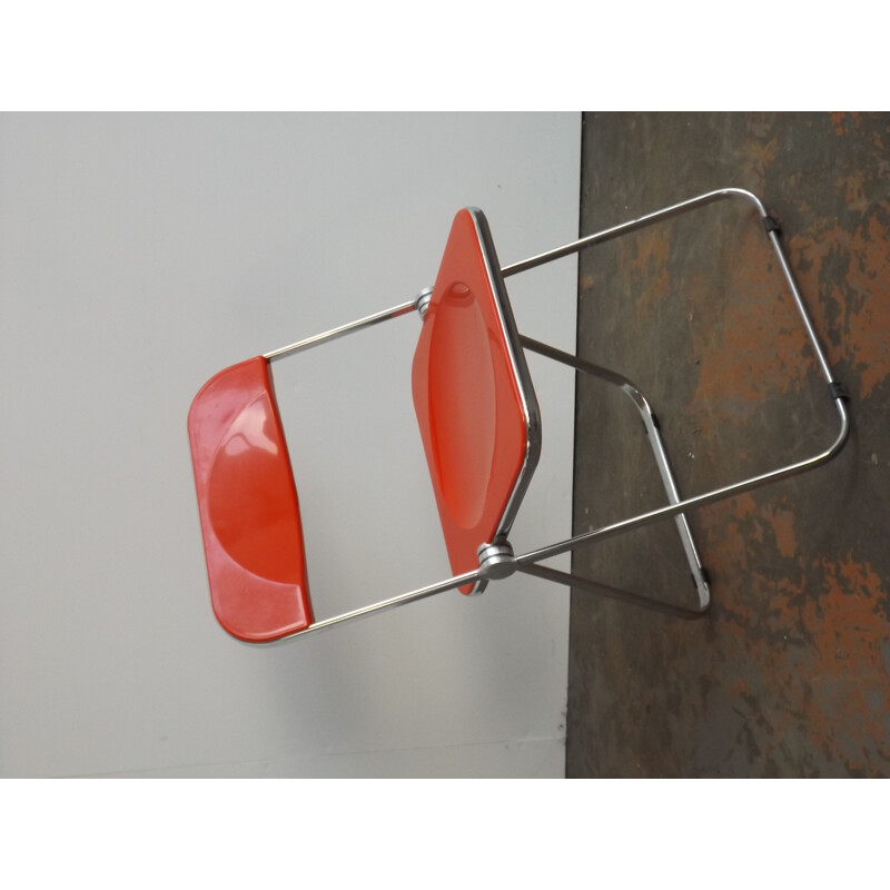 Set of 4 red Plia chairs by Giancarlo Piretti