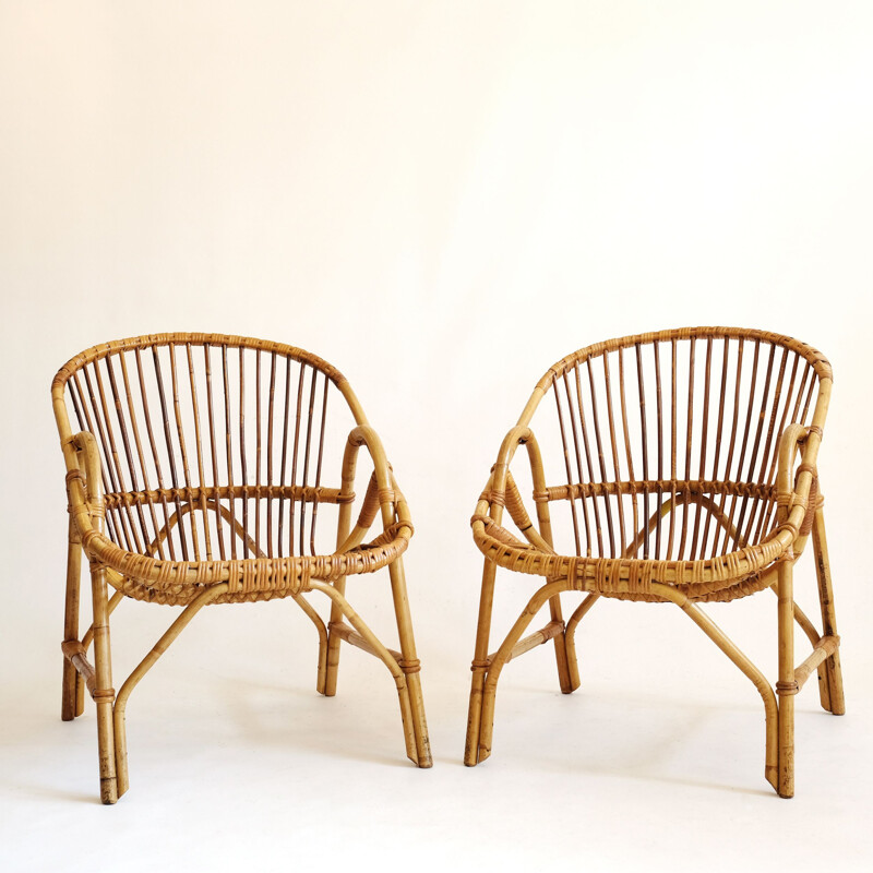 Vintage basket chair in rattan