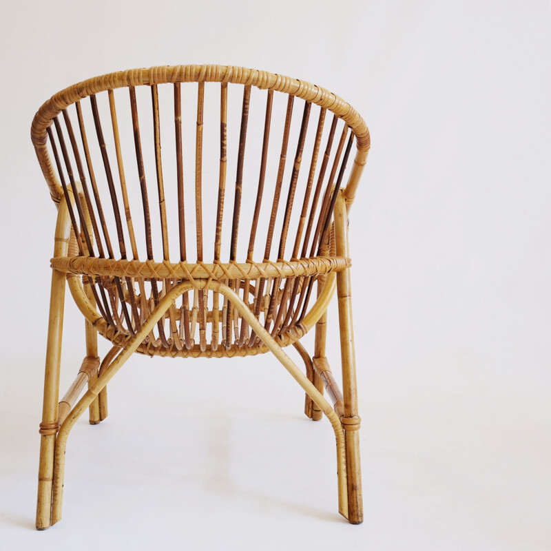 Vintage basket chair in rattan