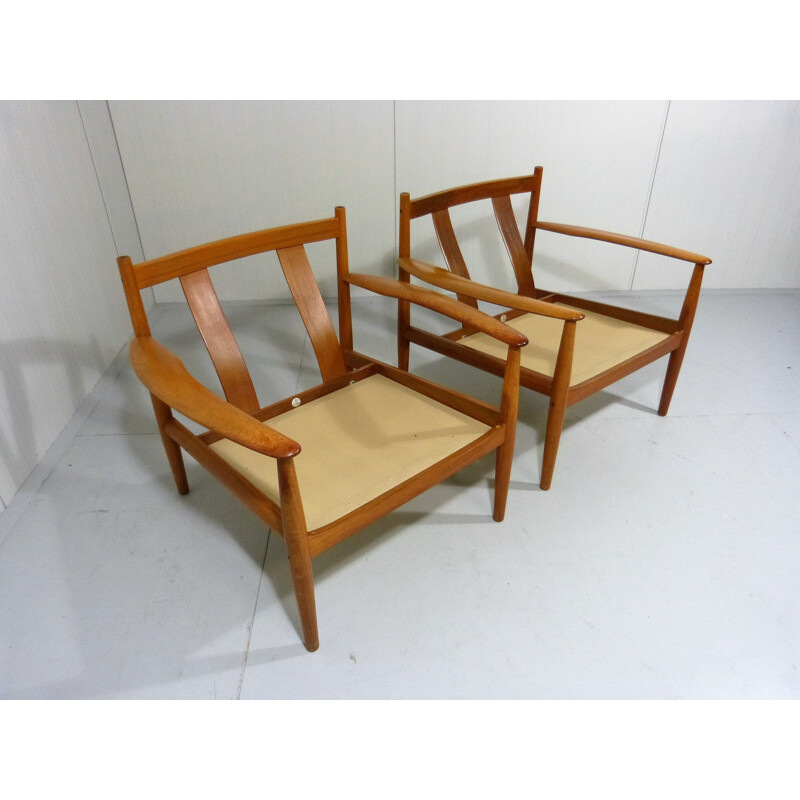 France & Son easy chairs in teak and fabric, Grete JALK - 1960s