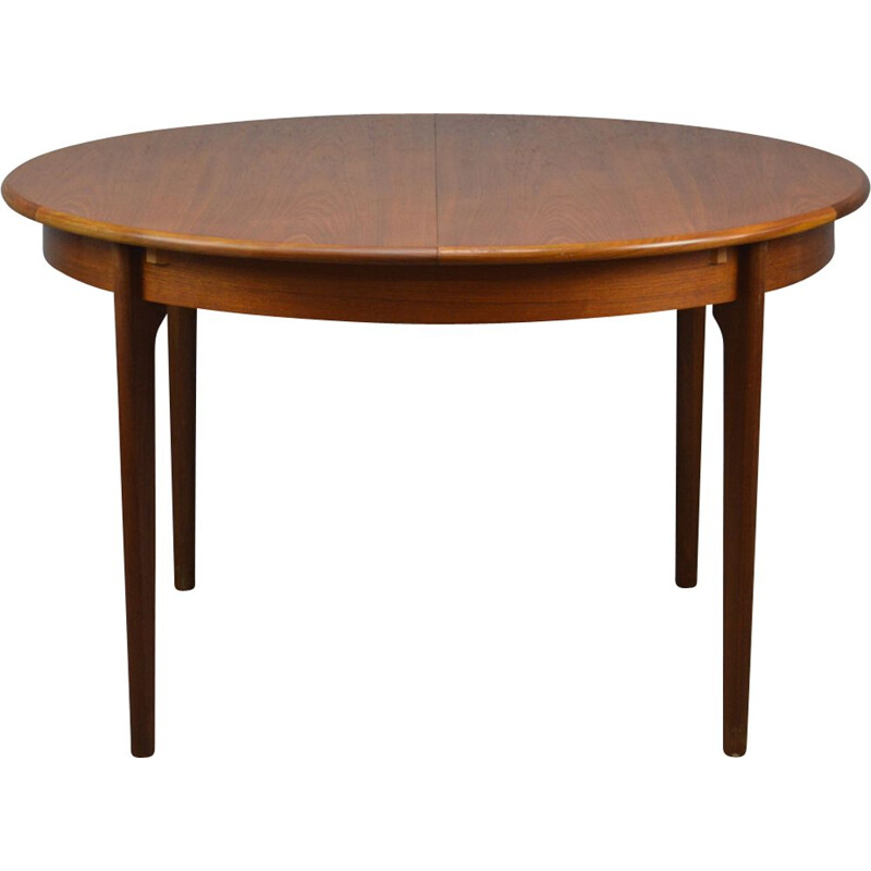 Vintage round extendable table in teak