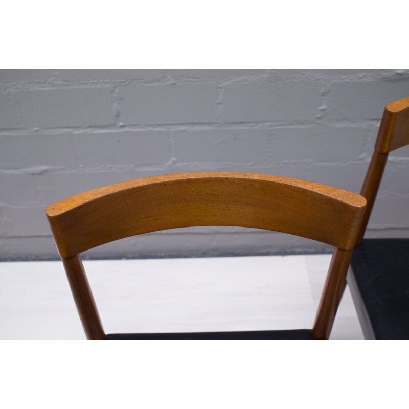 Suite de 5 chaises scandinaves en teck et cuir