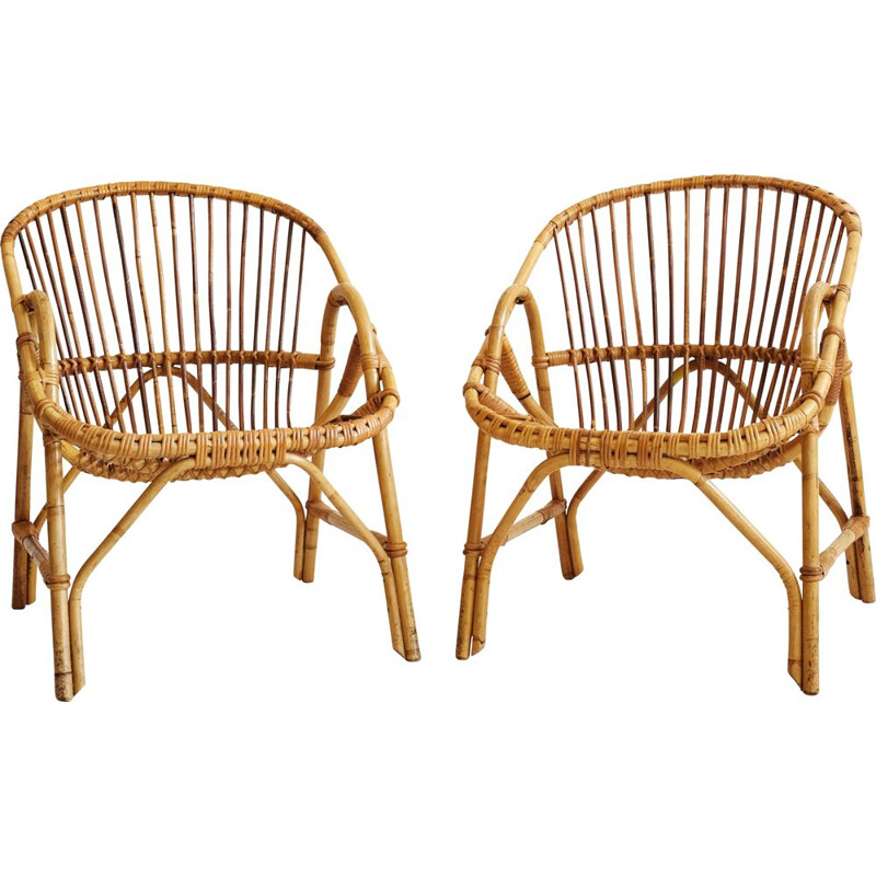 Vintage basket chair in rattan