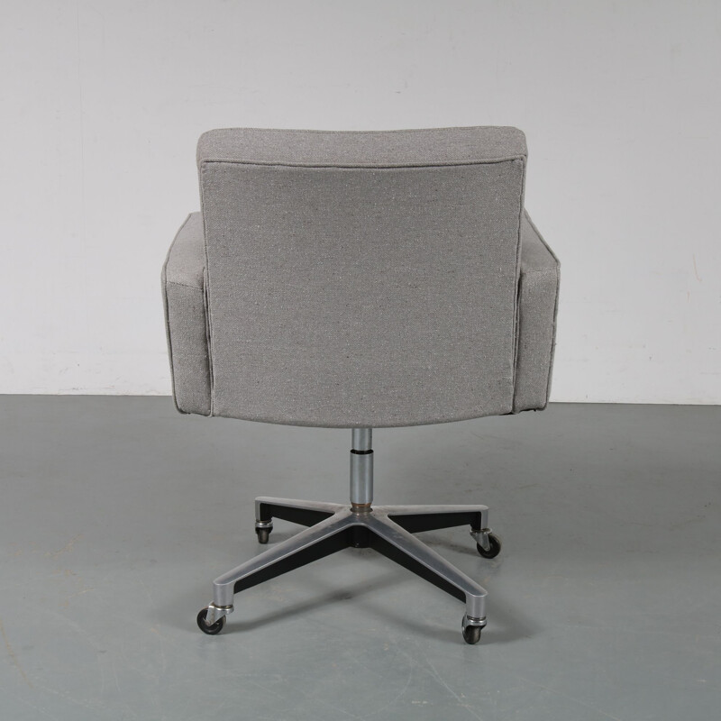 Vintage desk chair by Vincent Cafiero for Knoll International USA 1968