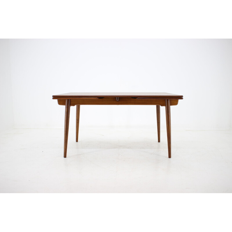 Vintage AT312 teak dining table by Hans Wegner 1960