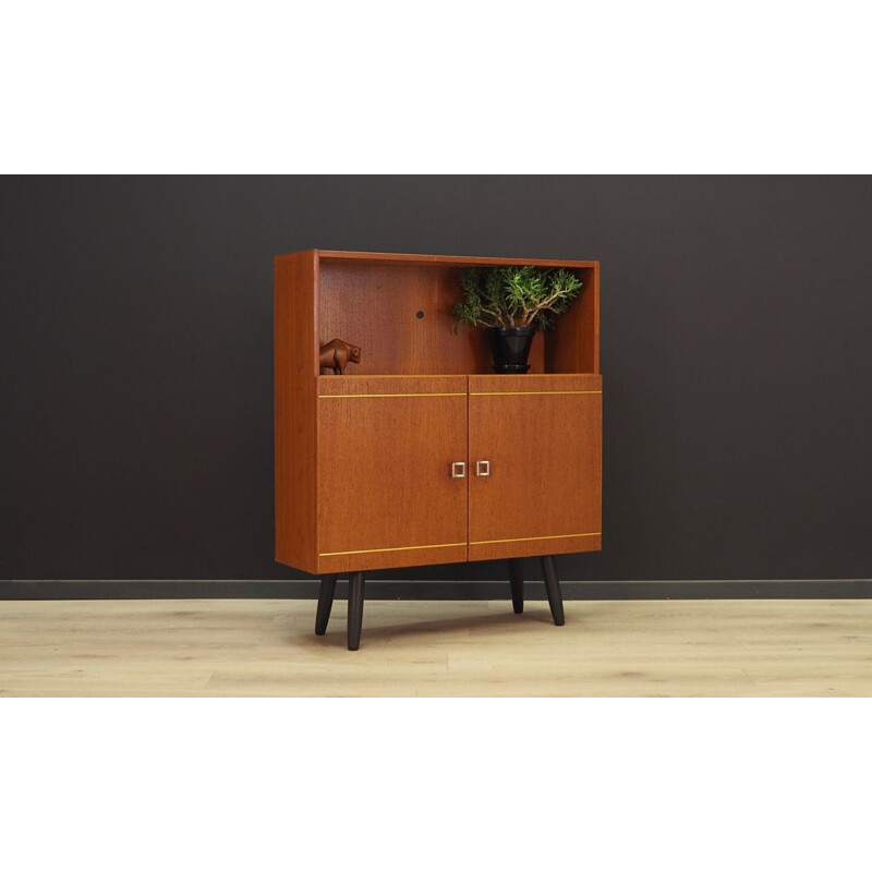 Danish vintage bookcase in teak