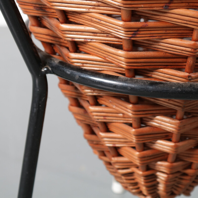 Vintage display basket in rattan by Dirk van Sliedregt for Gebroeders Jonkers, the Netherlands 1950s 
