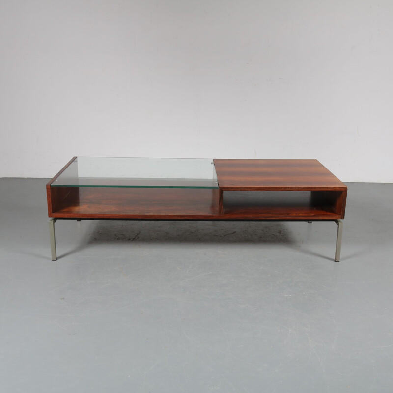 Vintage coffee table in rosewood by Gelderland in the Netherlands 1960s 