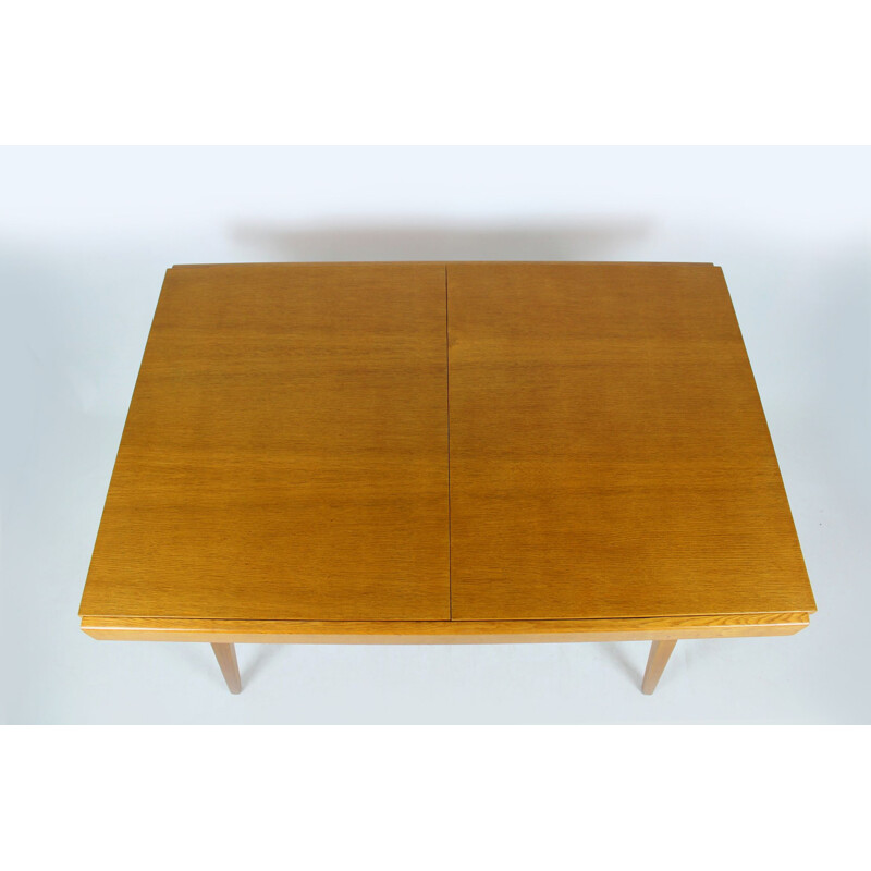 Vintage dining table extendable in oak by Frantisek Jirak for Tatra, 1960s 