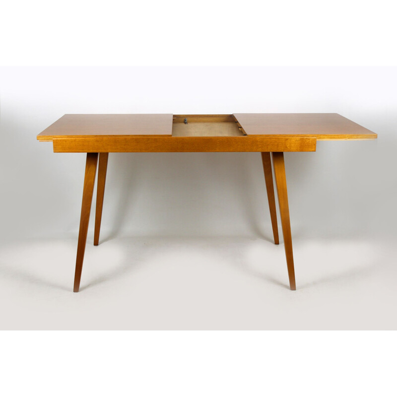 Vintage dining table extendable in oak by Frantisek Jirak for Tatra, 1960s 