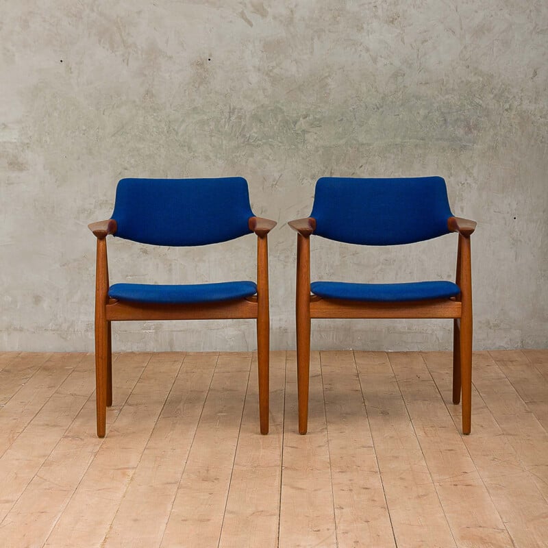 Pair of blue wool armchairs by Erik Kirkegaard, 1950