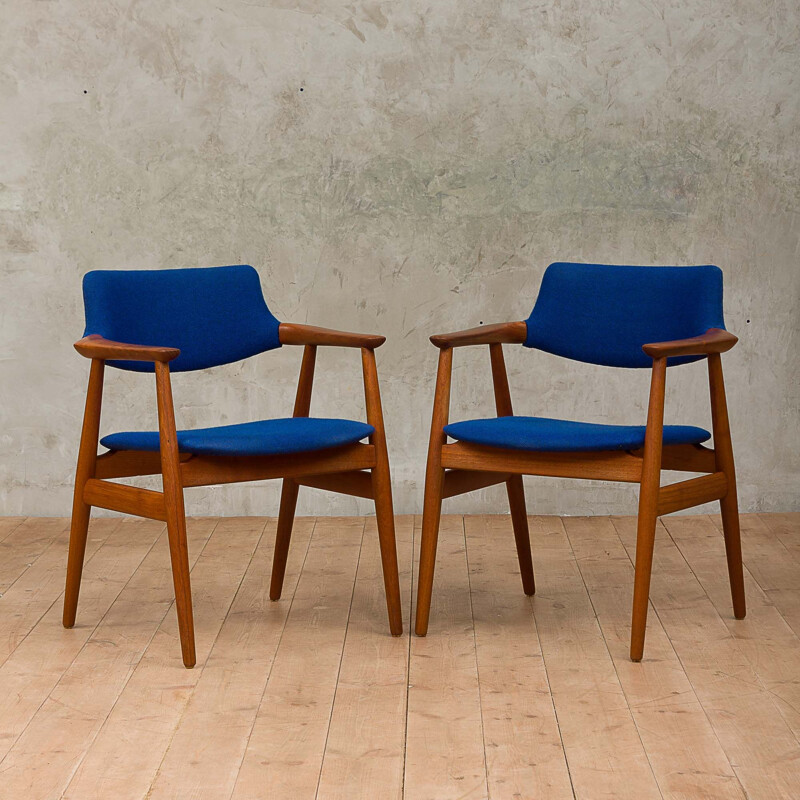 Pair of blue wool armchairs by Erik Kirkegaard, 1950