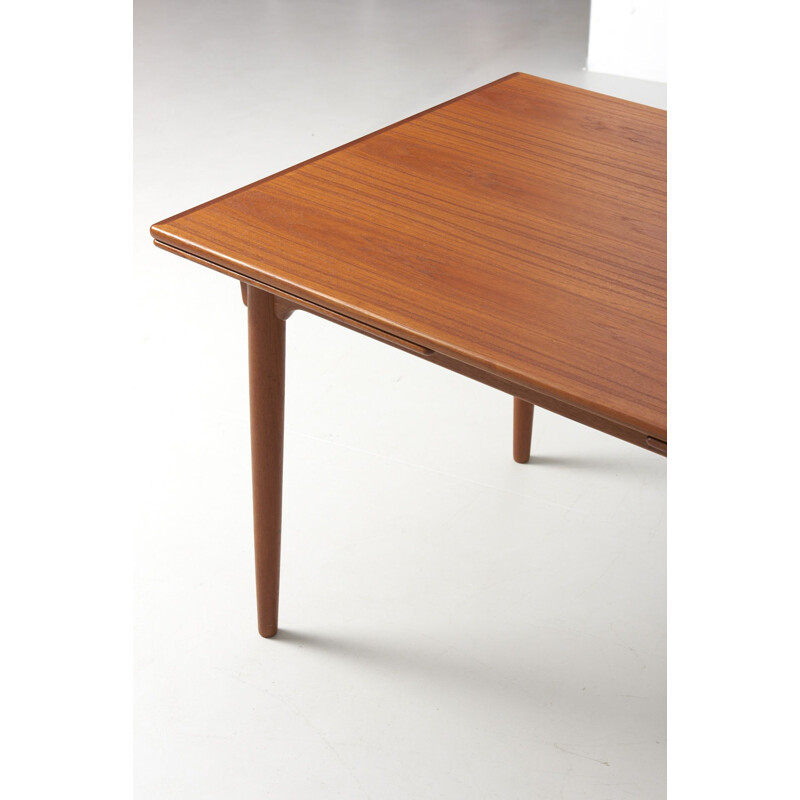 Vintage teak dinning table by Gunni Omann 1960