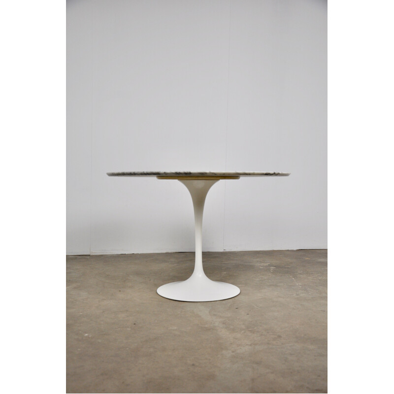 Table à manger vintage par Eero Saarinen pour Knoll International 1965
