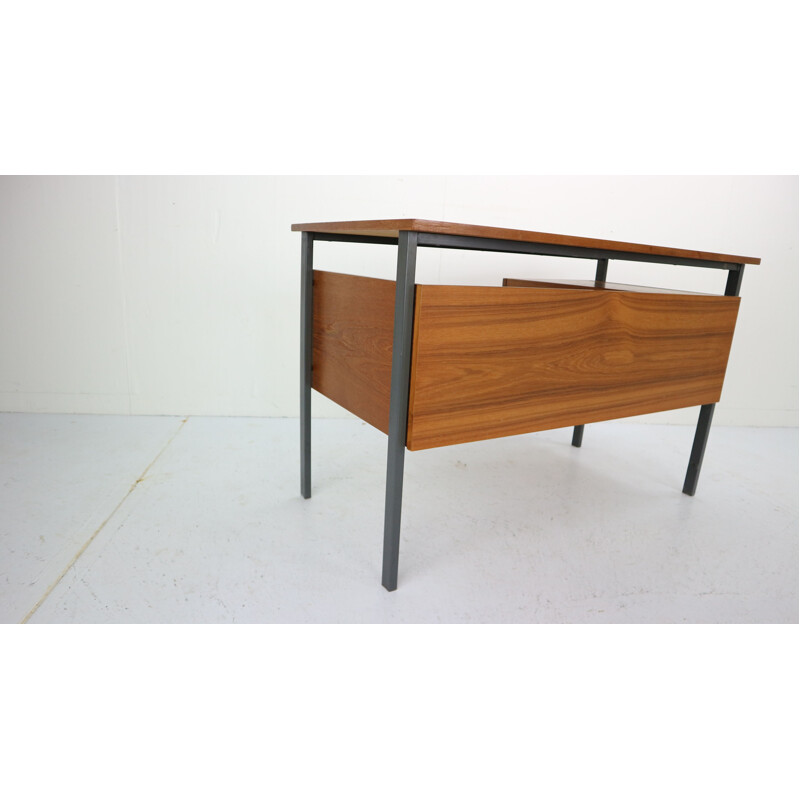 Bureau vintage en teck et cadre en métal Pays-Bas 1960s 